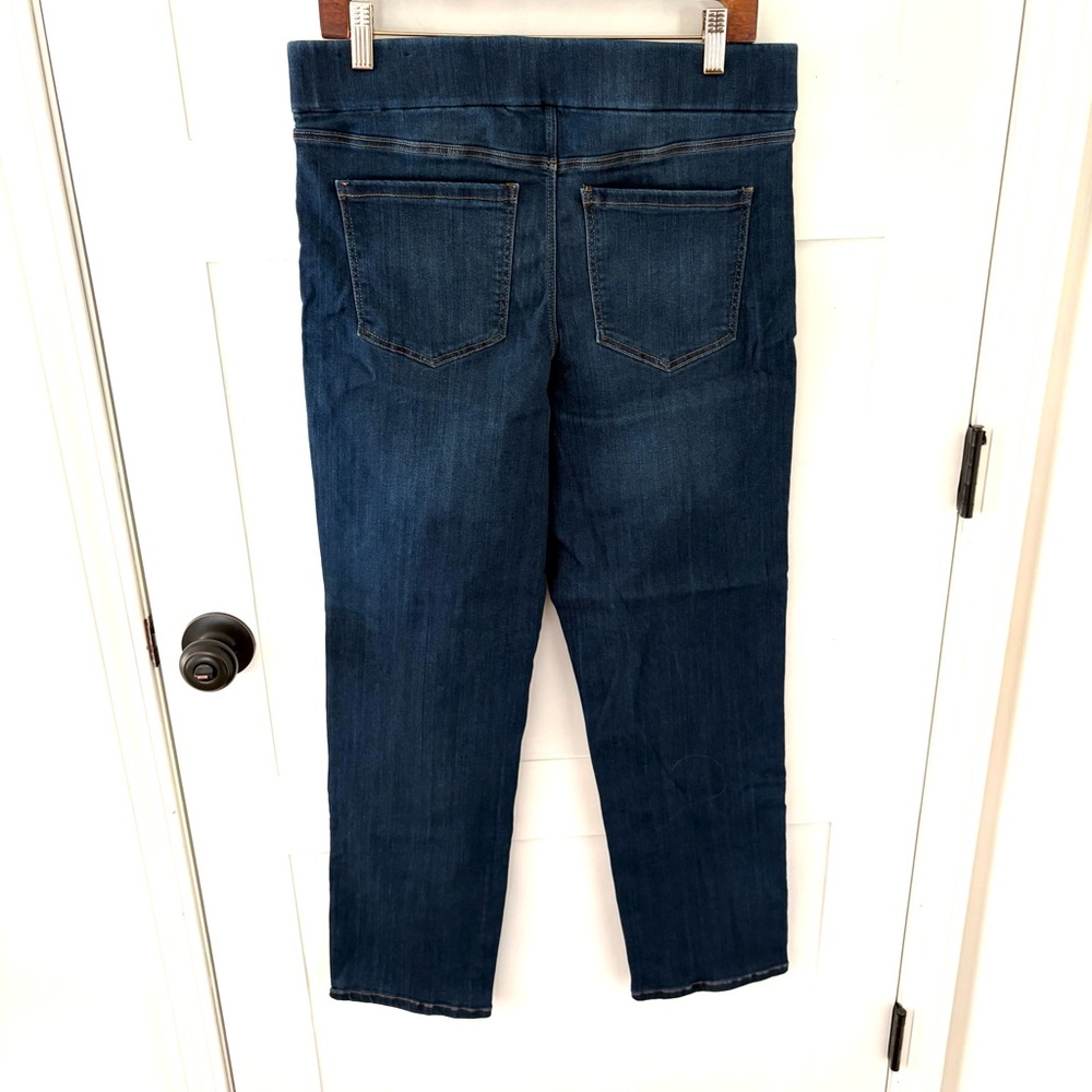 Liverpool The Slim Stretch Pull On Jeans. Size 12/31. - Picture 3 of 12